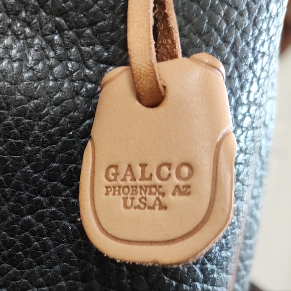 Galco leather stylish conceal and carry shoulder bag 🔥🔥🔥 - Picture 2 of 14